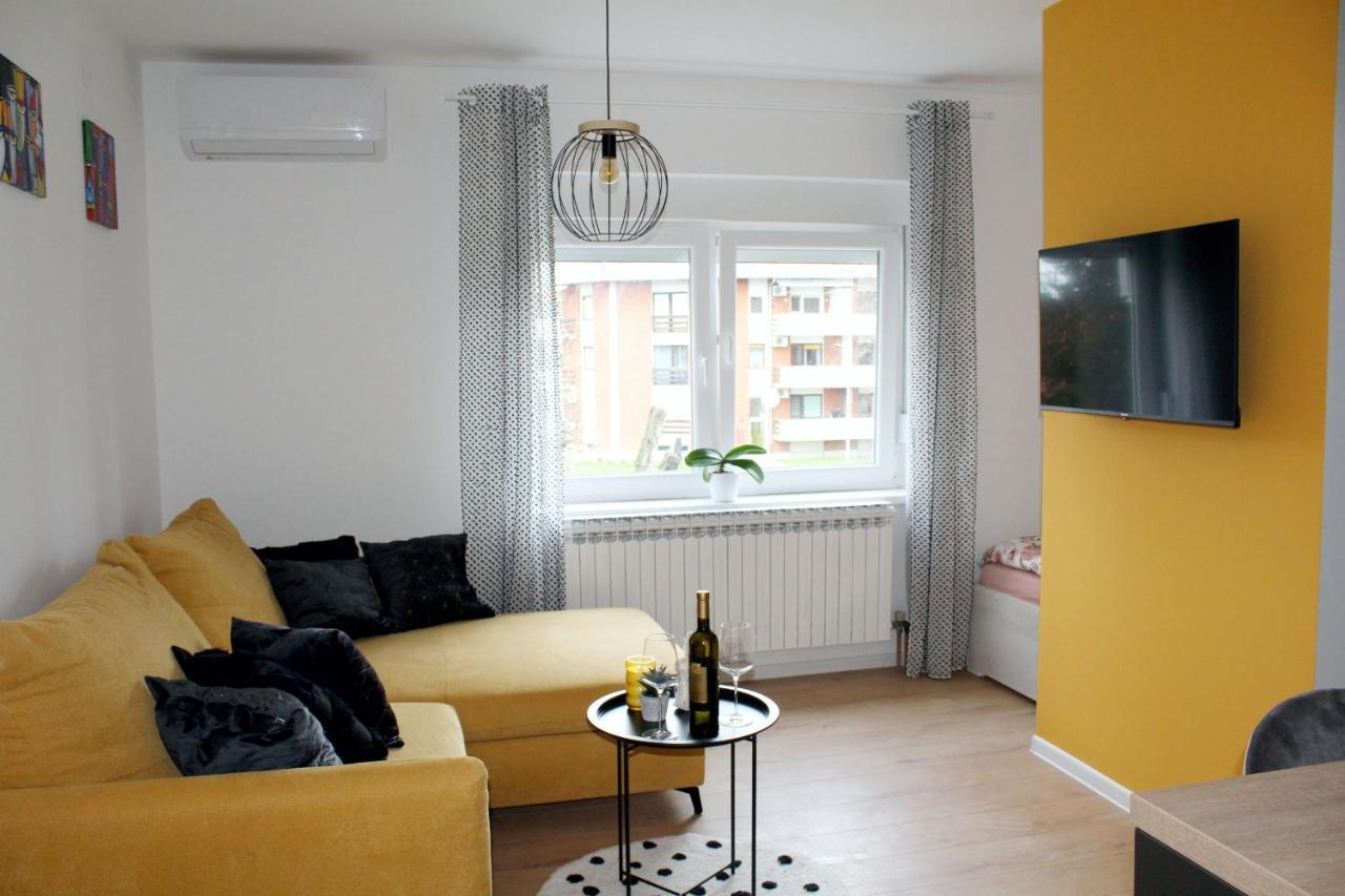 Studioapartman M Valpovo Exterior photo